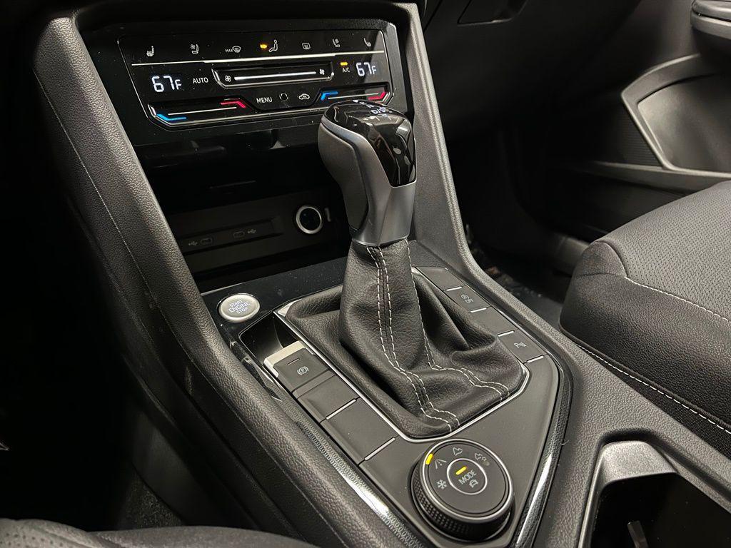 new 2026 Volkswagen Taos car, priced at $35,923
