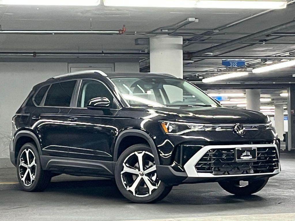 new 2026 Volkswagen Taos car, priced at $35,923