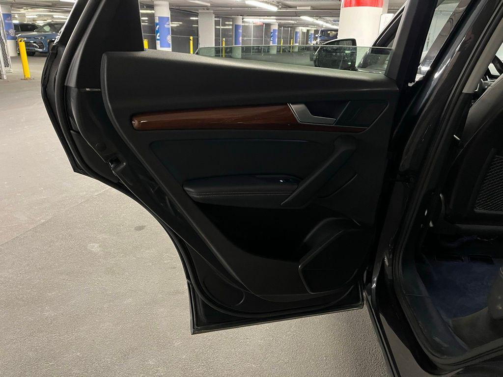 used 2021 Audi Q5 car, priced at $21,500