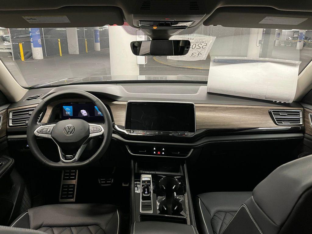 new 2026 Volkswagen Atlas car, priced at $58,173