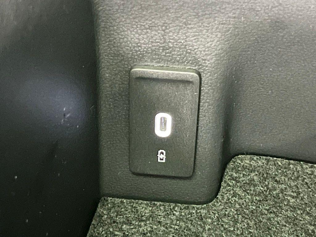 new 2026 Volkswagen Atlas car, priced at $58,173