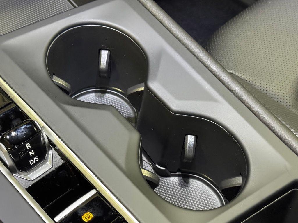 new 2026 Volkswagen Atlas Cross Sport car, priced at $42,731