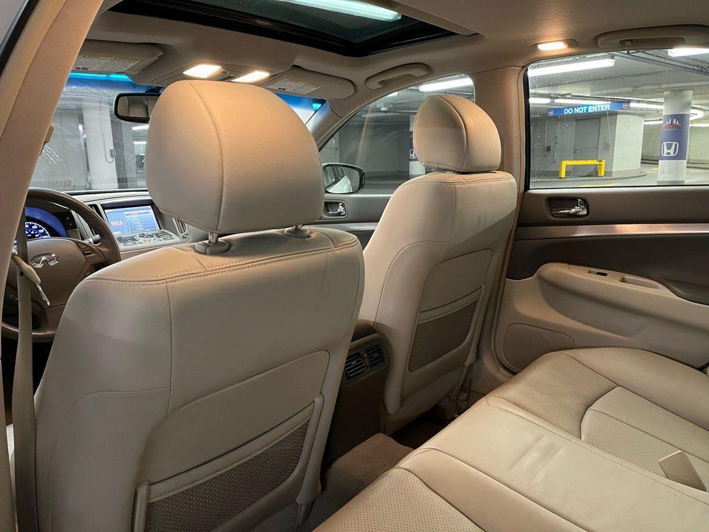 used 2015 INFINITI Q40 car, priced at $15,000