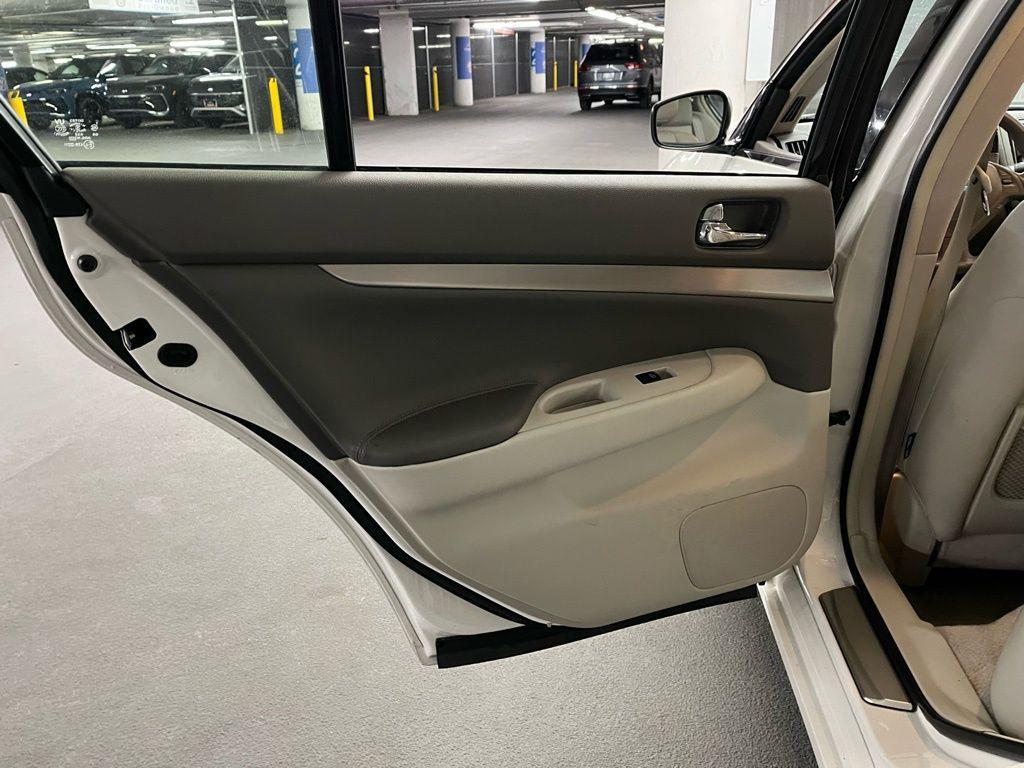 used 2015 INFINITI Q40 car, priced at $15,000