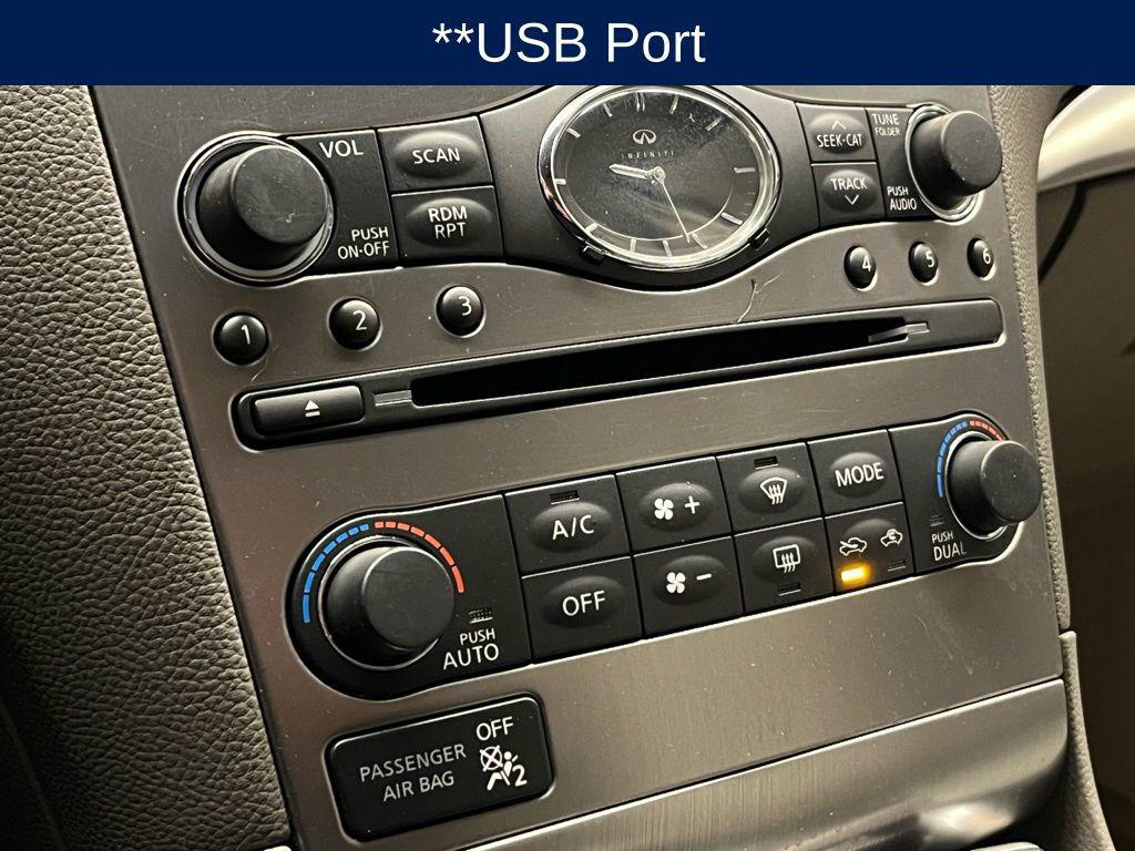 used 2015 INFINITI Q40 car, priced at $15,000