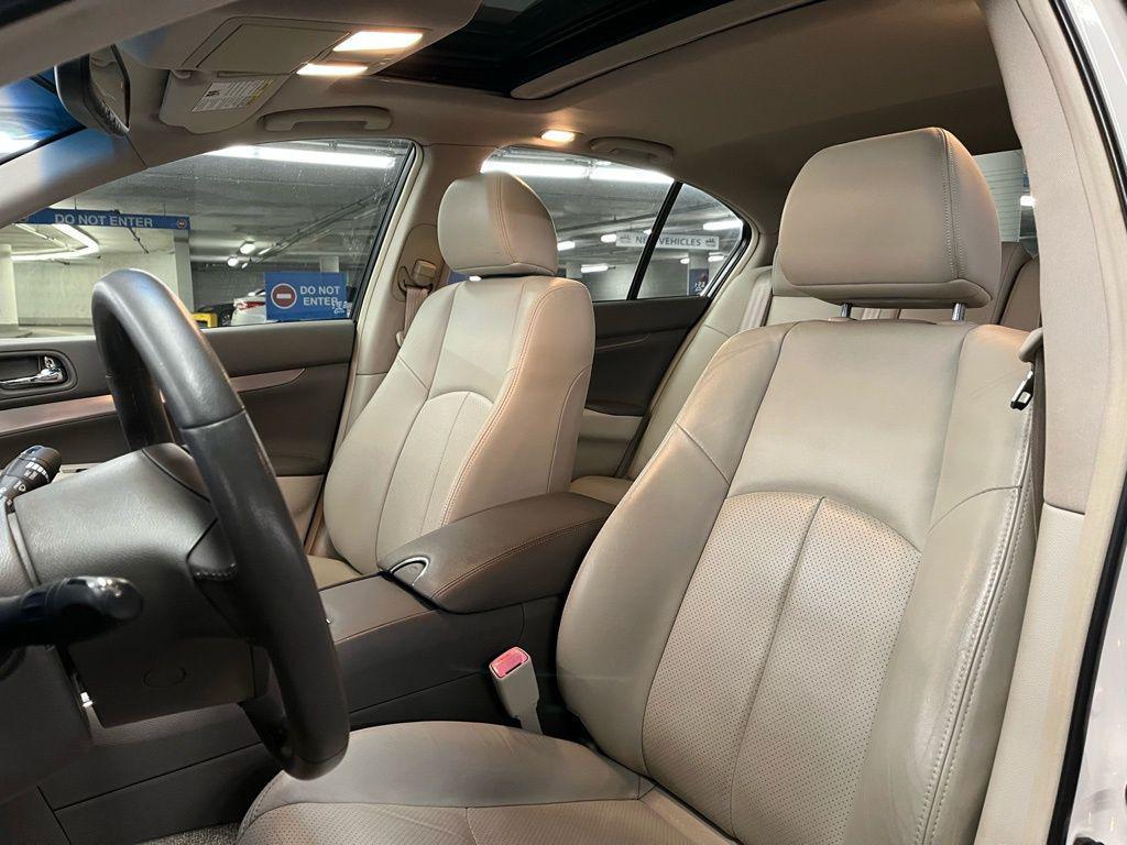 used 2015 INFINITI Q40 car, priced at $15,000