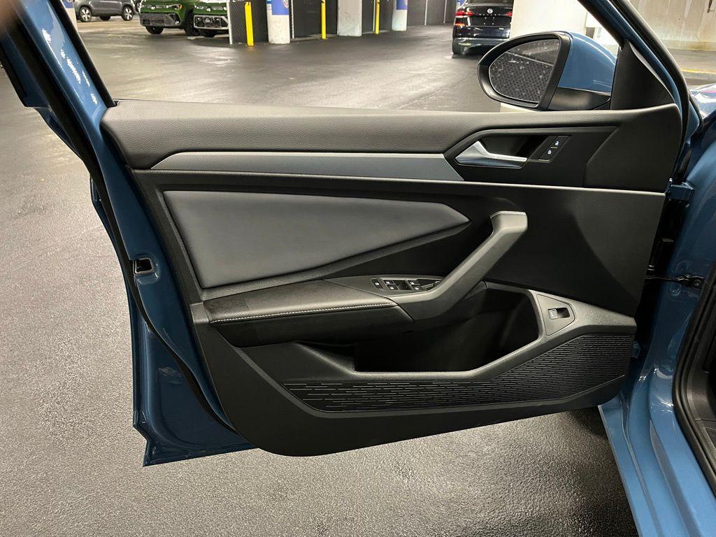 new 2025 Volkswagen Jetta car, priced at $24,033