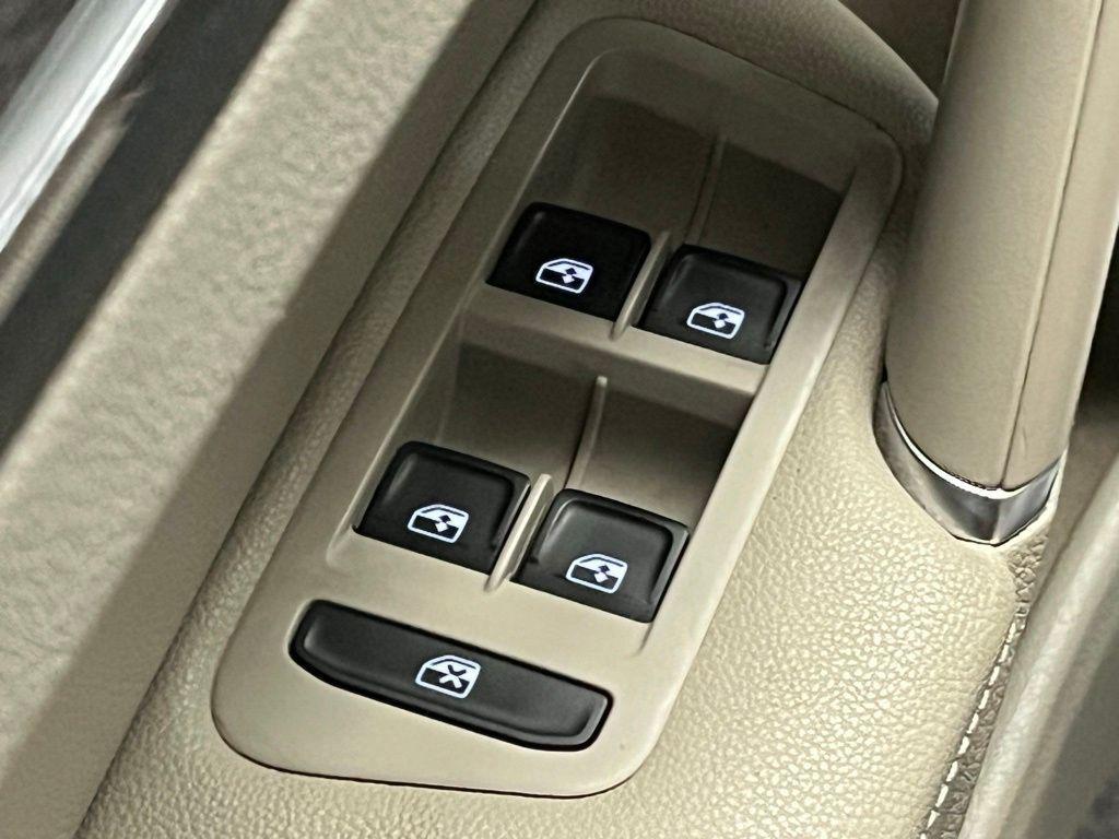 used 2017 Volkswagen Golf Alltrack car, priced at $15,400