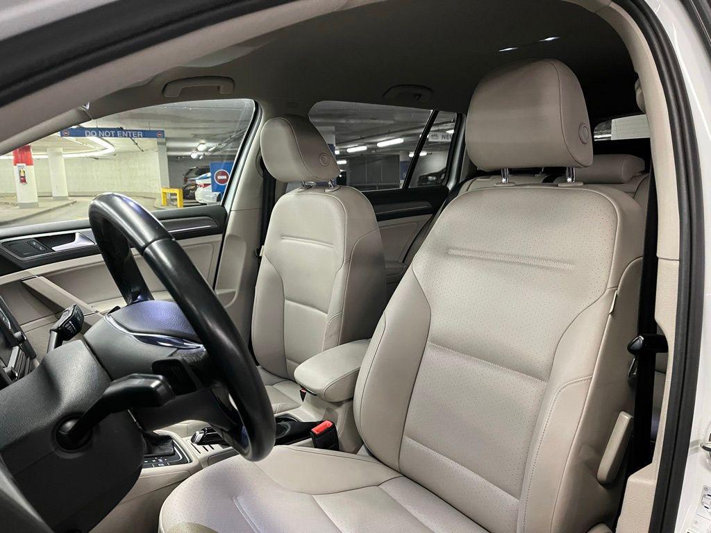 used 2017 Volkswagen Golf Alltrack car, priced at $15,400