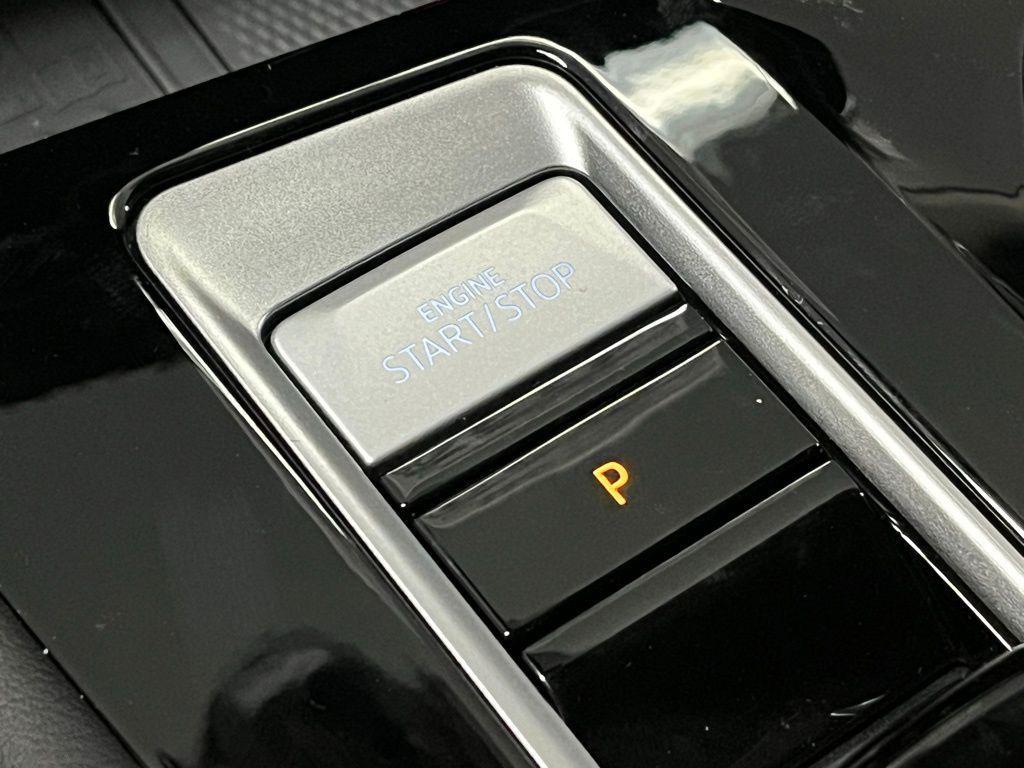 new 2026 Volkswagen Atlas car, priced at $48,395