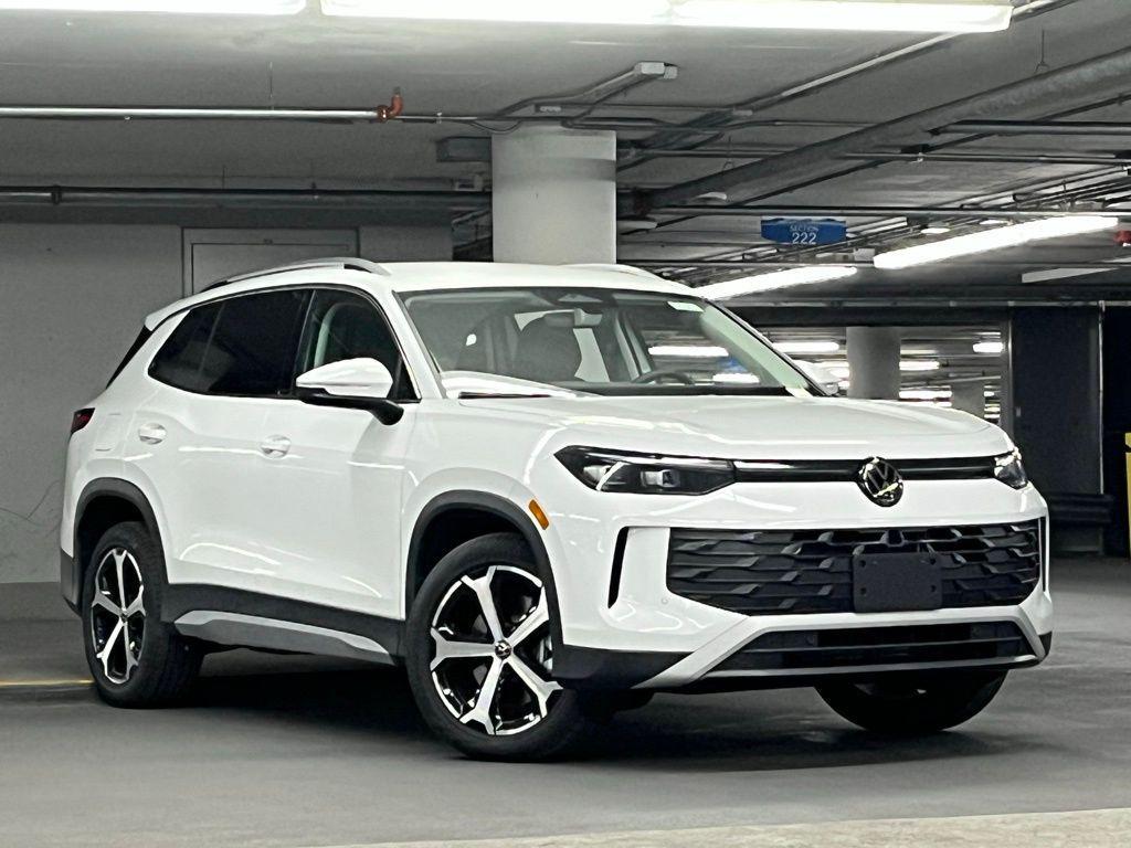 new 2026 Volkswagen Tiguan car, priced at $35,414