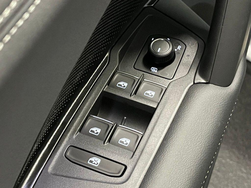 new 2026 Volkswagen Tiguan car, priced at $37,502