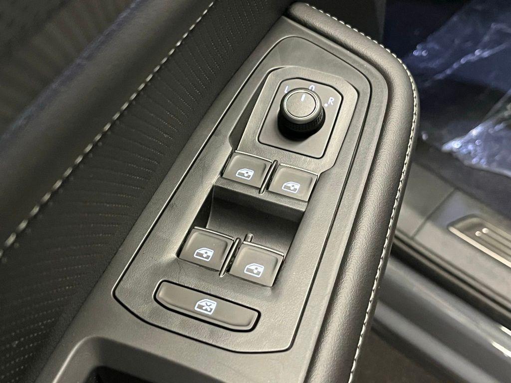 new 2026 Volkswagen Atlas Cross Sport car, priced at $51,899