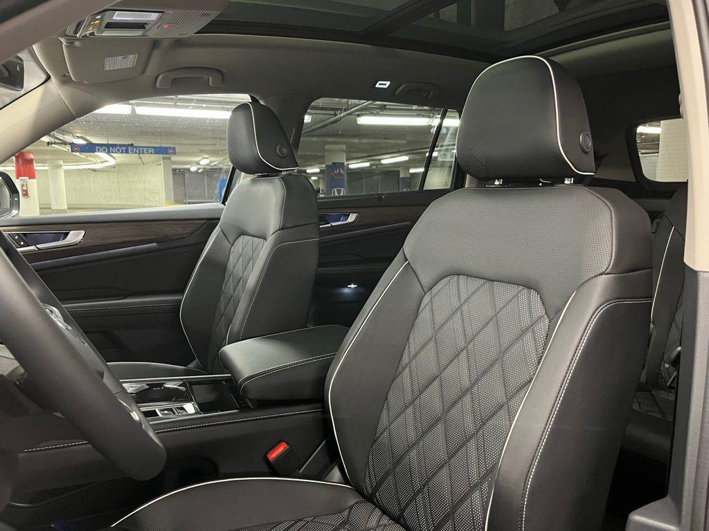 new 2026 Volkswagen Atlas car, priced at $58,062