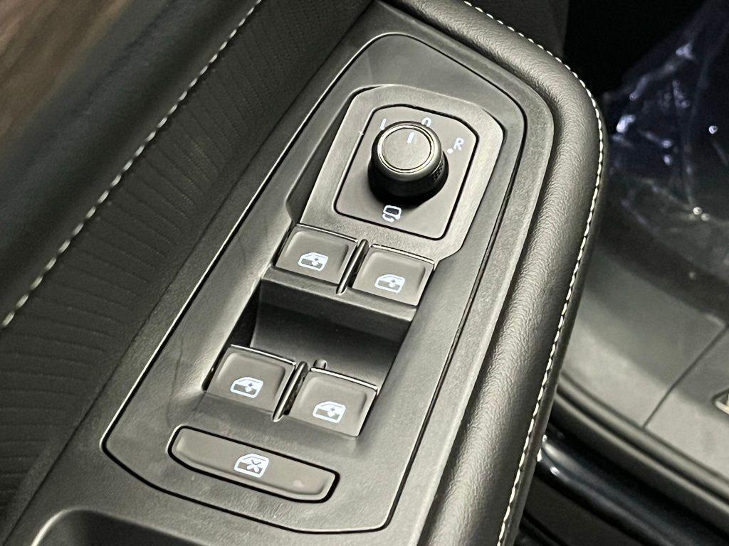 new 2026 Volkswagen Atlas car, priced at $58,062