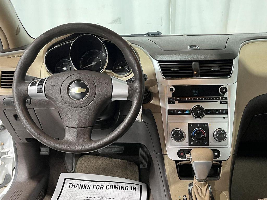 used 2009 Chevrolet Malibu car, priced at $3,441