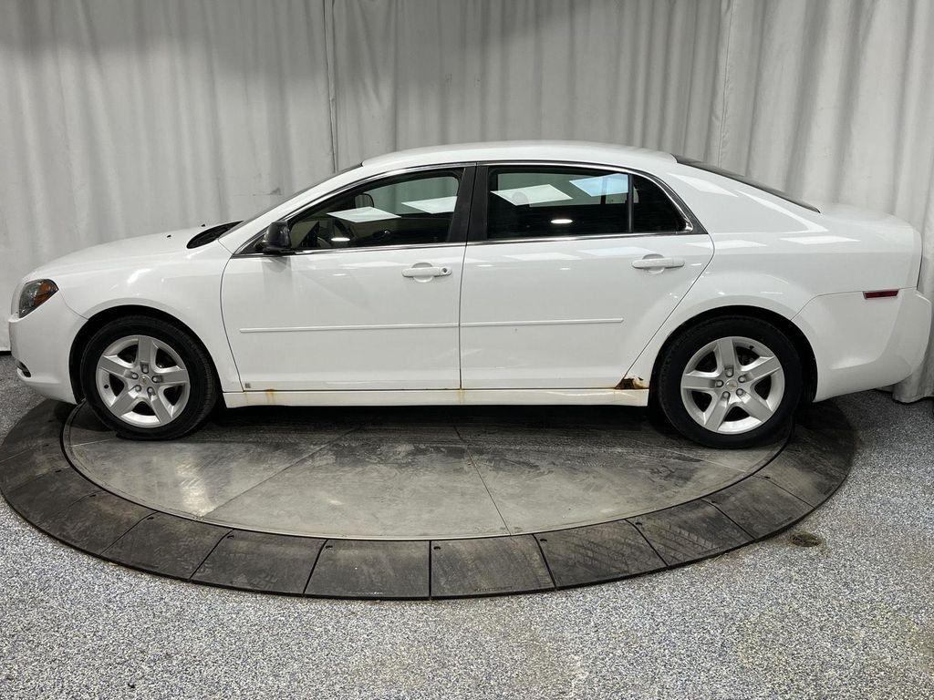 used 2009 Chevrolet Malibu car, priced at $3,441