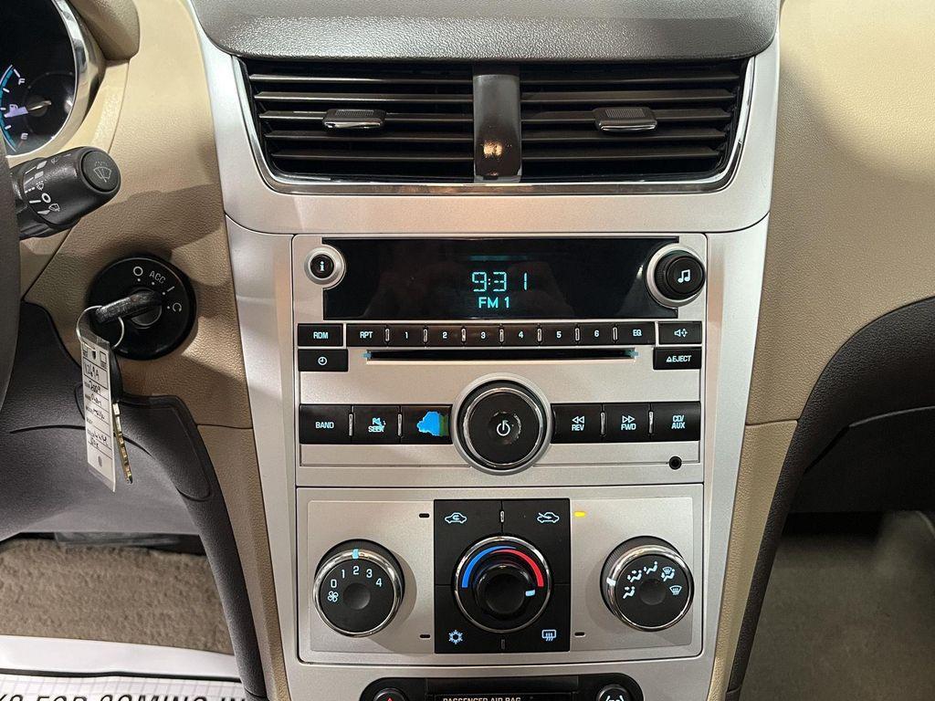 used 2009 Chevrolet Malibu car, priced at $3,441