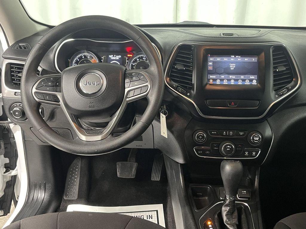 used 2019 Jeep Cherokee car, priced at $9,441
