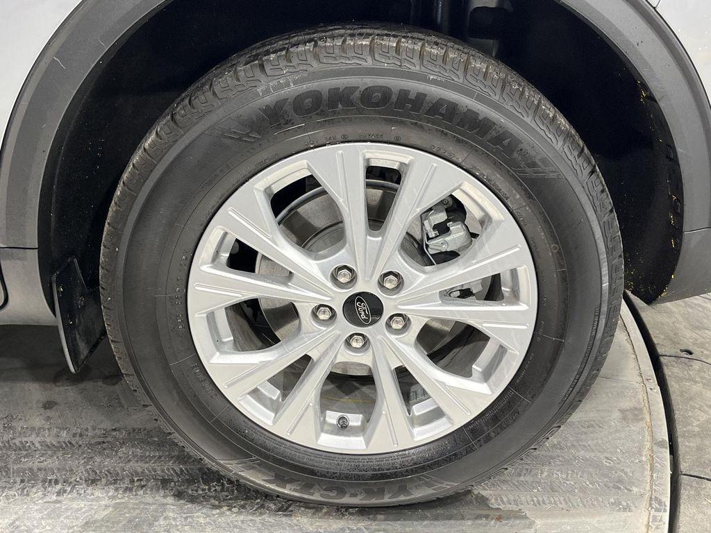 used 2024 Ford Escape car, priced at $17,991