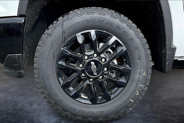 new 2025 Chevrolet Silverado 2500 car, priced at $56,630