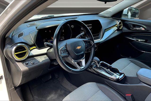 used 2025 Chevrolet Trax car, priced at $20,889