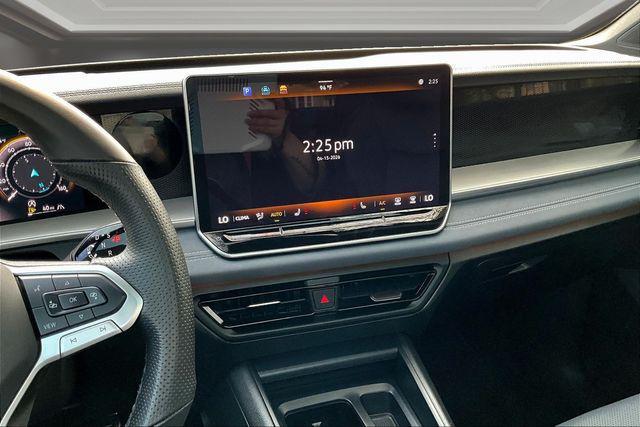 used 2025 Volkswagen Tiguan car, priced at $34,320