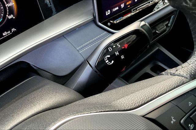 used 2025 Volkswagen Tiguan car, priced at $34,320