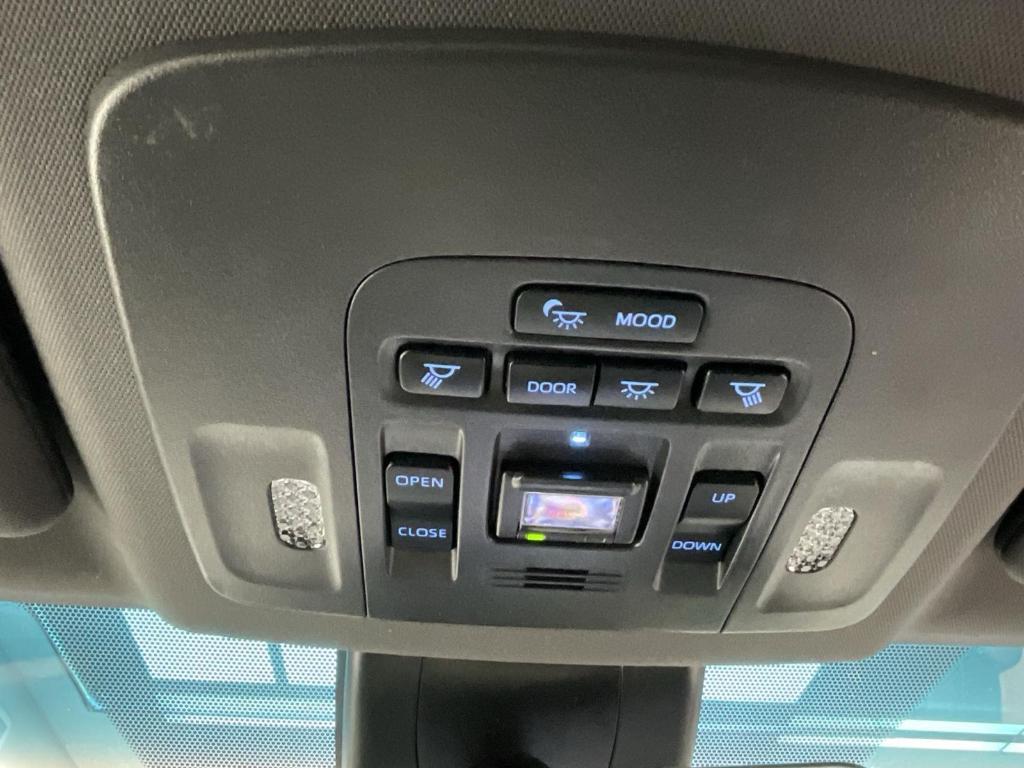 used 2021 Toyota Avalon Hybrid car, priced at $25,795