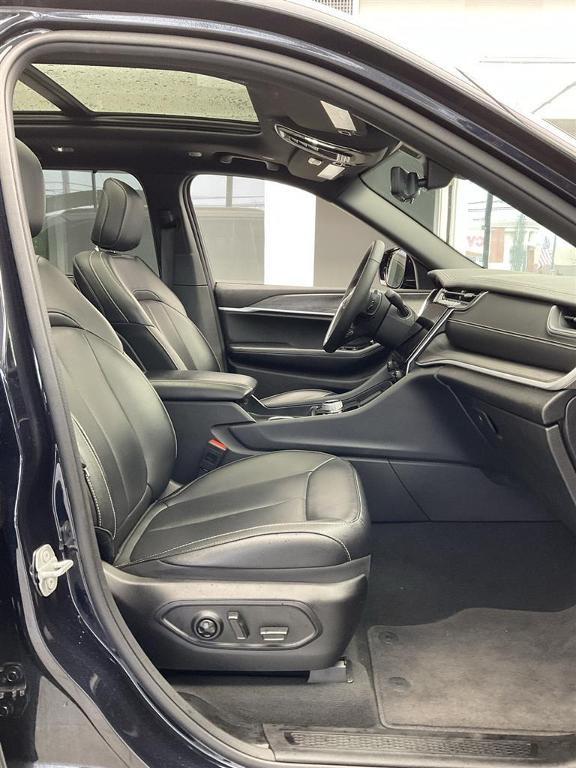 used 2024 Jeep Grand Cherokee 4xe car, priced at $34,995