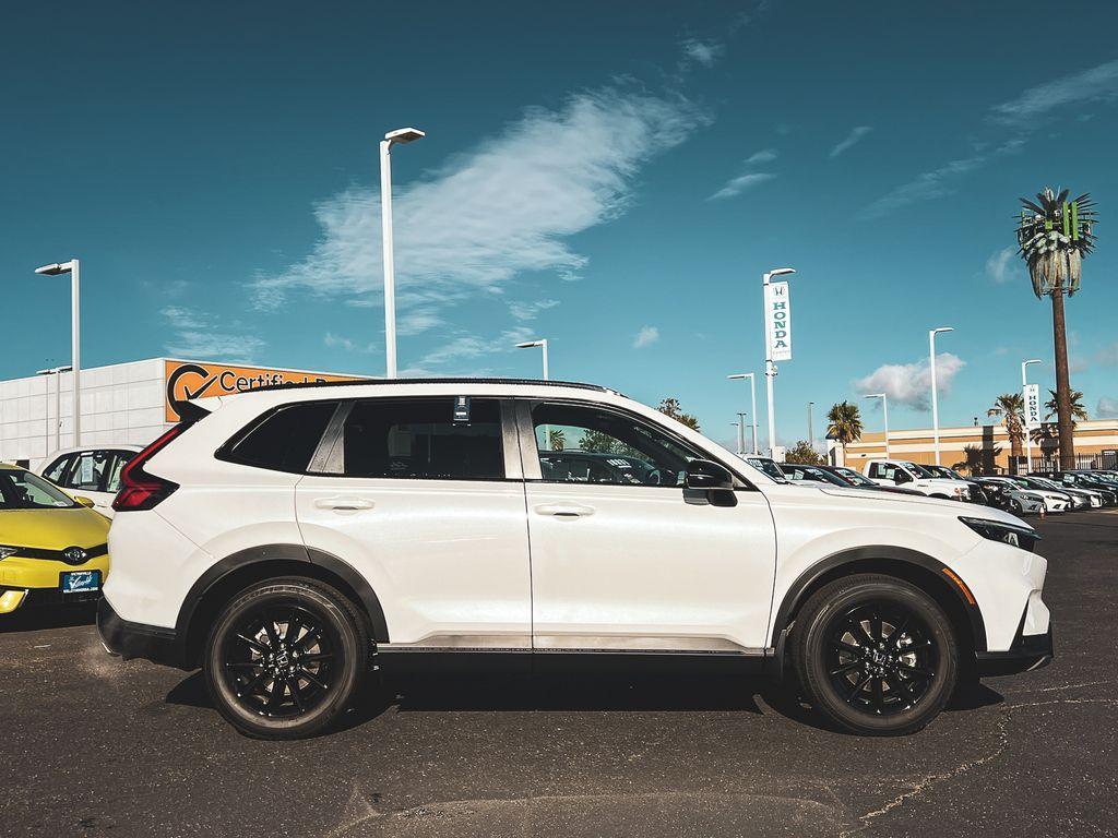 new 2026 Honda CR-V Hybrid car, priced at $42,130