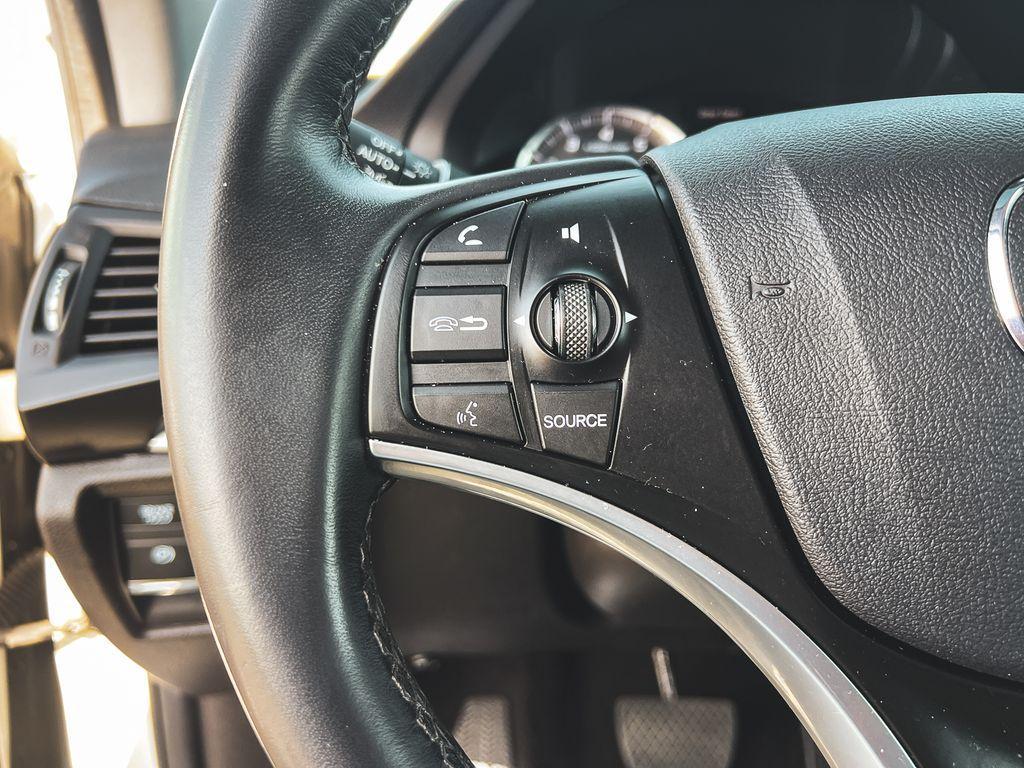 used 2020 Acura MDX car, priced at $30,927