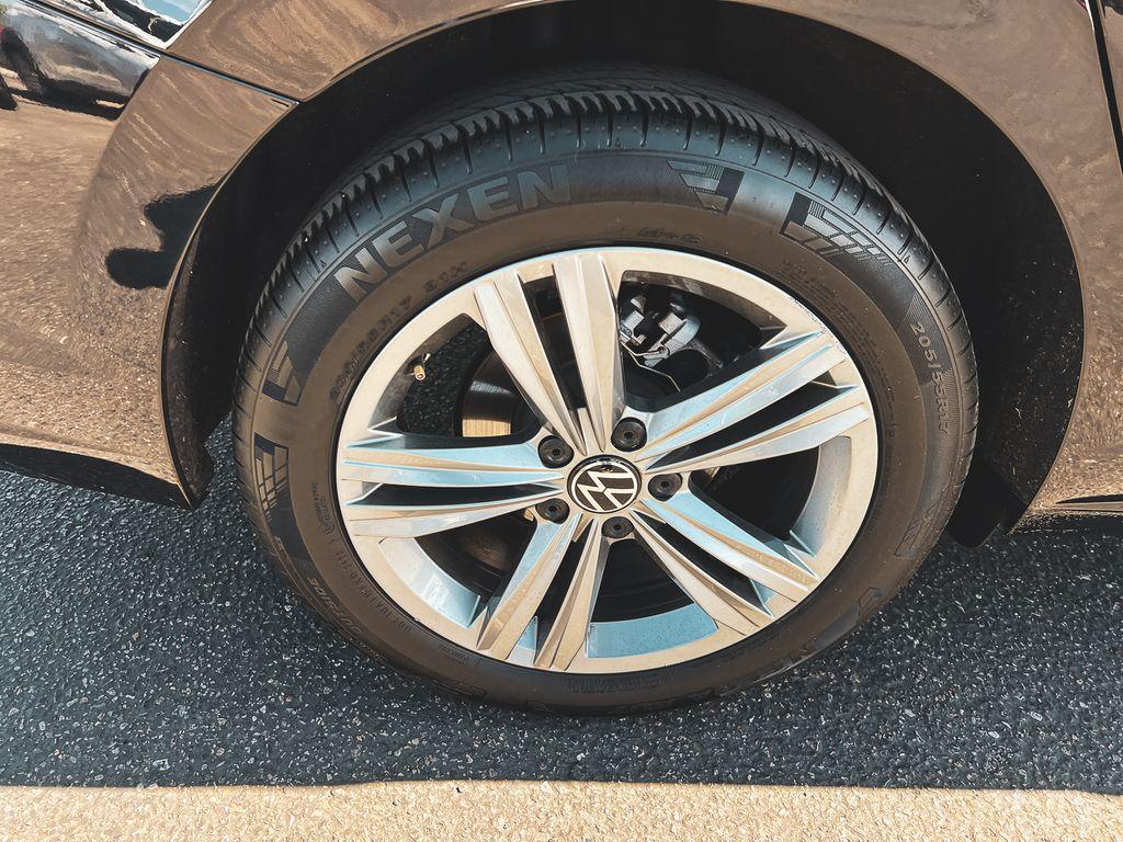 used 2024 Volkswagen Jetta car, priced at $20,927