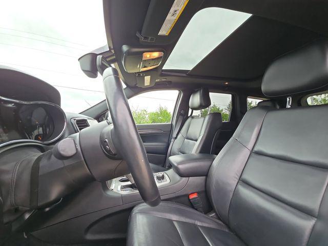 used 2022 Jeep Grand Cherokee car, priced at $28,205