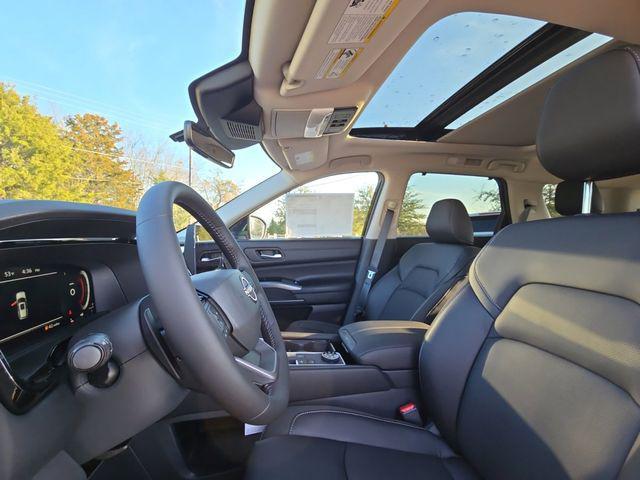 new 2026 Nissan Pathfinder car, priced at $46,744