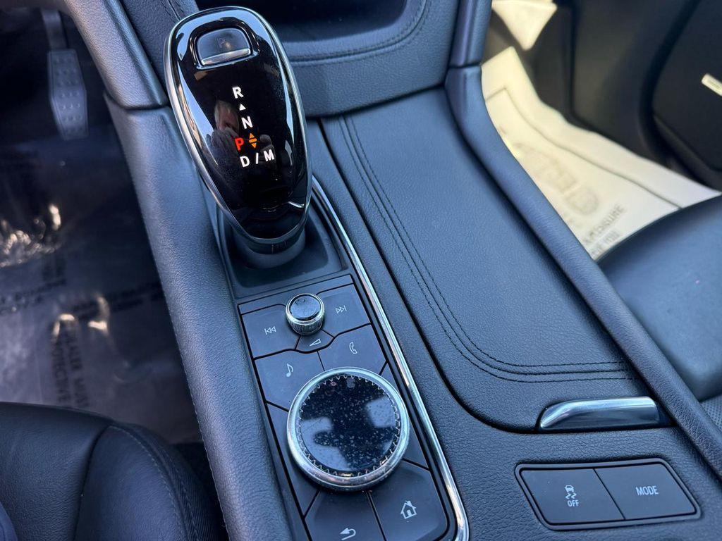 used 2020 Cadillac XT5 car, priced at $17,995