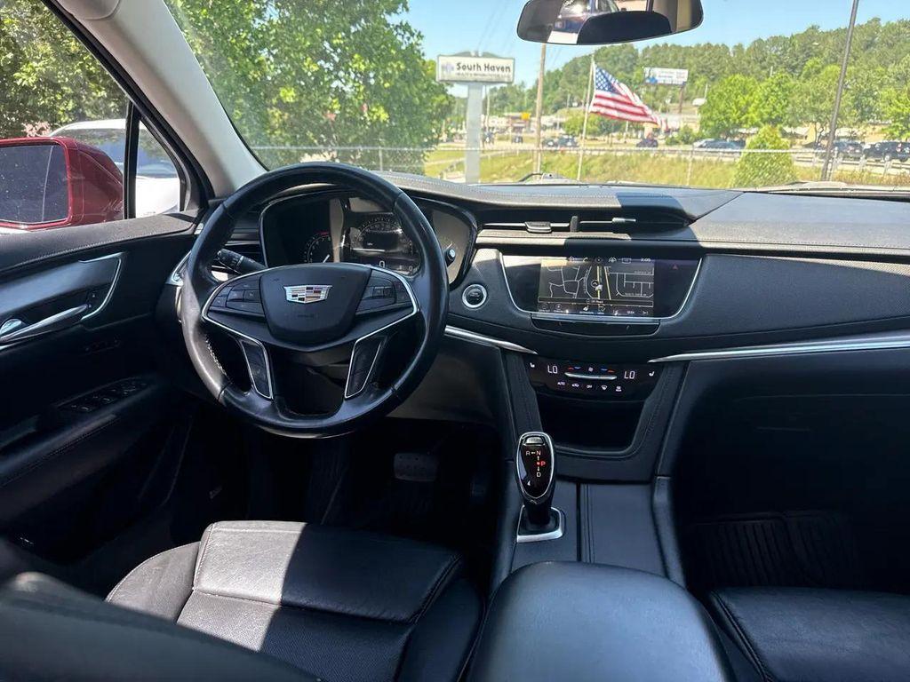 used 2018 Cadillac XT5 car, priced at $13,500