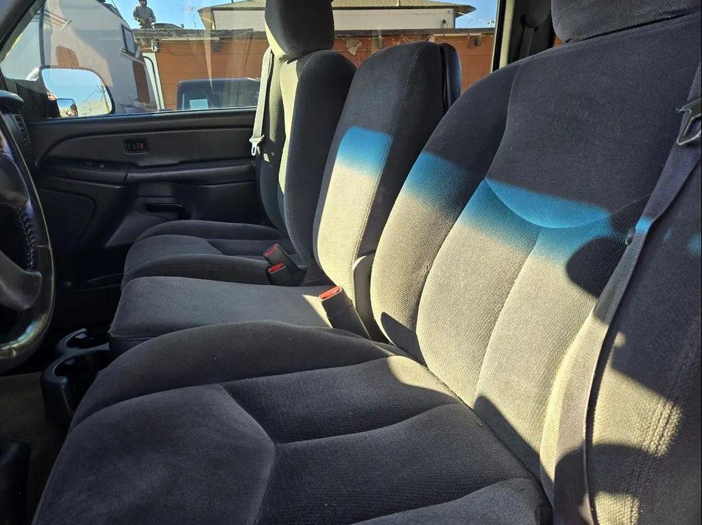 used 2005 GMC Sierra 2500 car, priced at $13,900