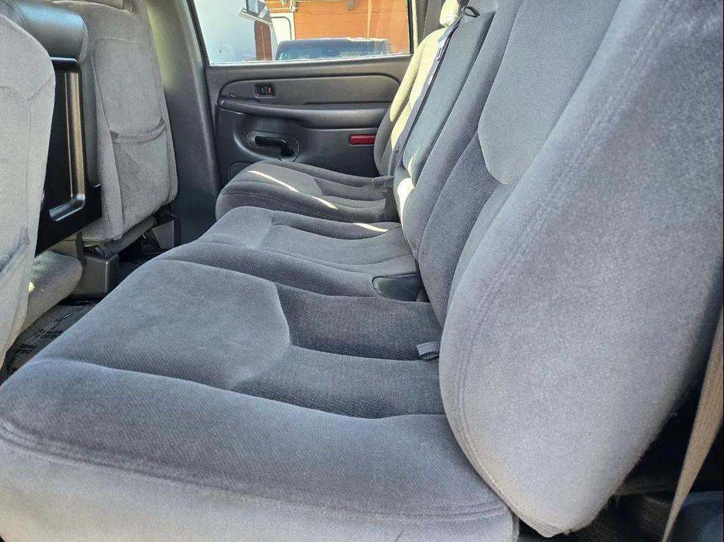 used 2005 GMC Sierra 2500 car, priced at $13,900