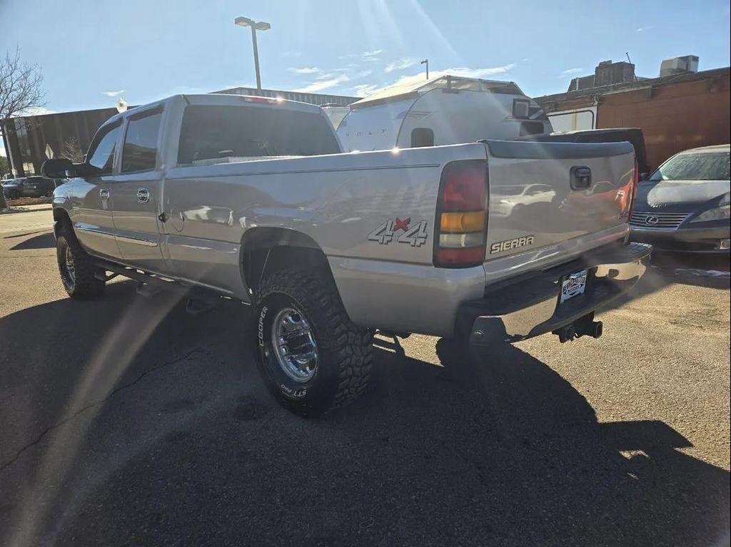 used 2005 GMC Sierra 2500 car, priced at $13,900