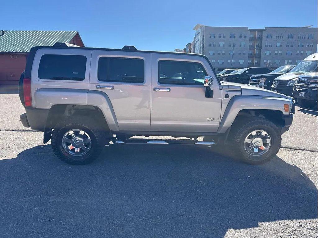 used 2006 Hummer H3 car, priced at $14,500