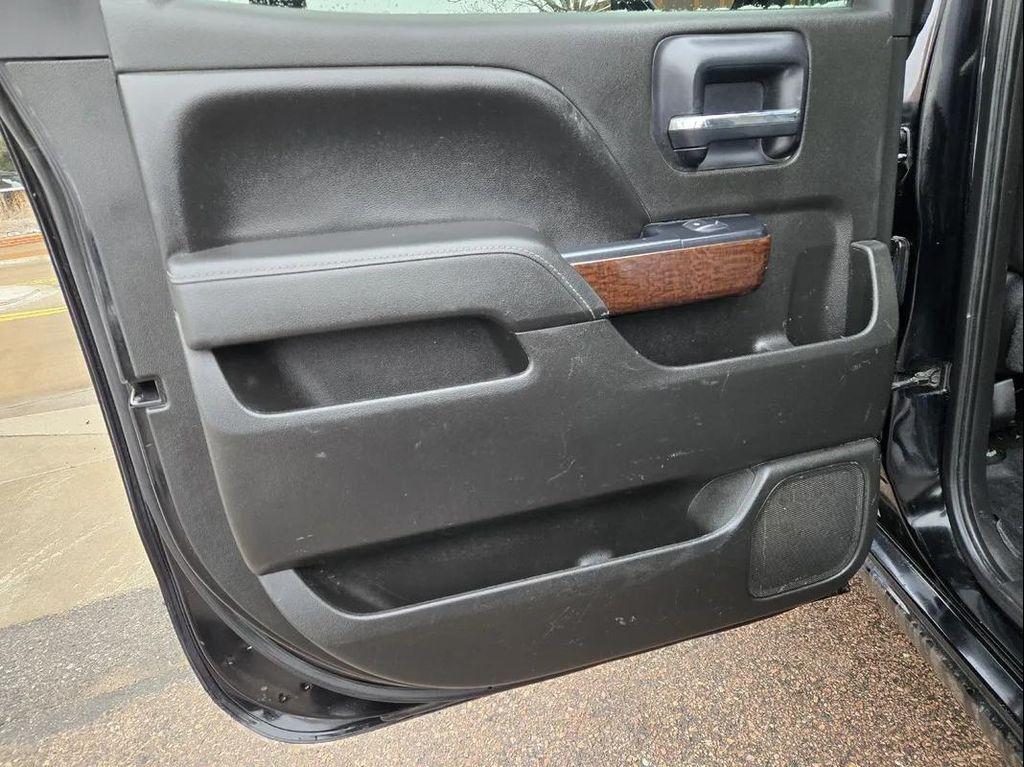 used 2014 GMC Sierra 1500 car, priced at $17,500