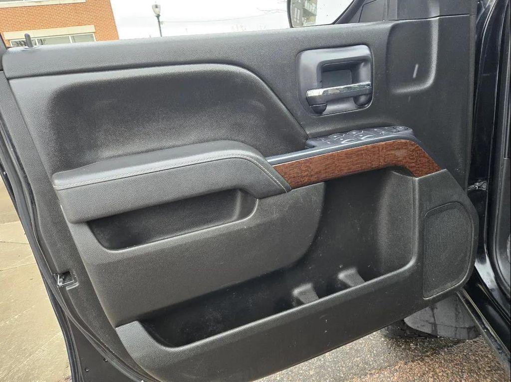 used 2014 GMC Sierra 1500 car, priced at $17,500