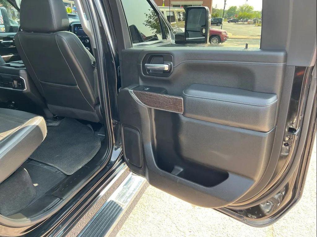 used 2022 GMC Sierra 2500 car, priced at $48,900