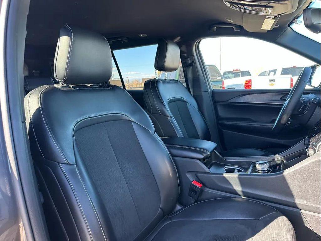 used 2024 Jeep Grand Cherokee L car, priced at $28,500