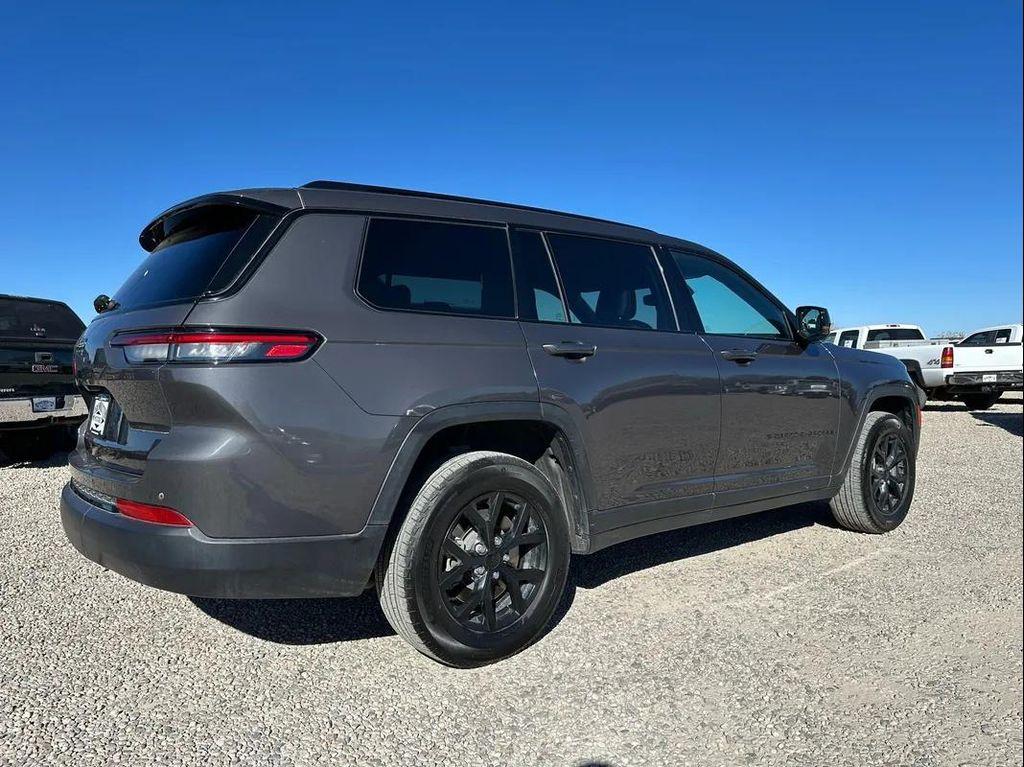 used 2024 Jeep Grand Cherokee L car, priced at $28,500