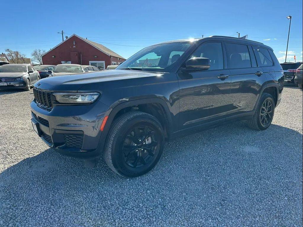 used 2024 Jeep Grand Cherokee L car, priced at $28,500