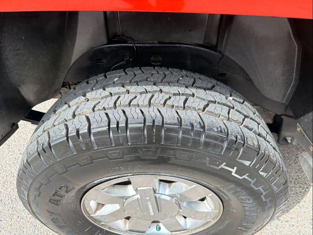 used 2009 Hummer H3T car, priced at $17,980