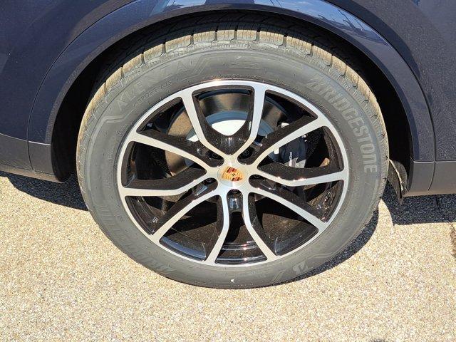 used 2025 Porsche Cayenne car, priced at $108,085