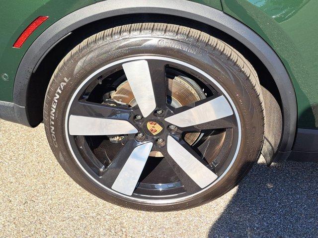 used 2025 Porsche Macan car, priced at $78,800